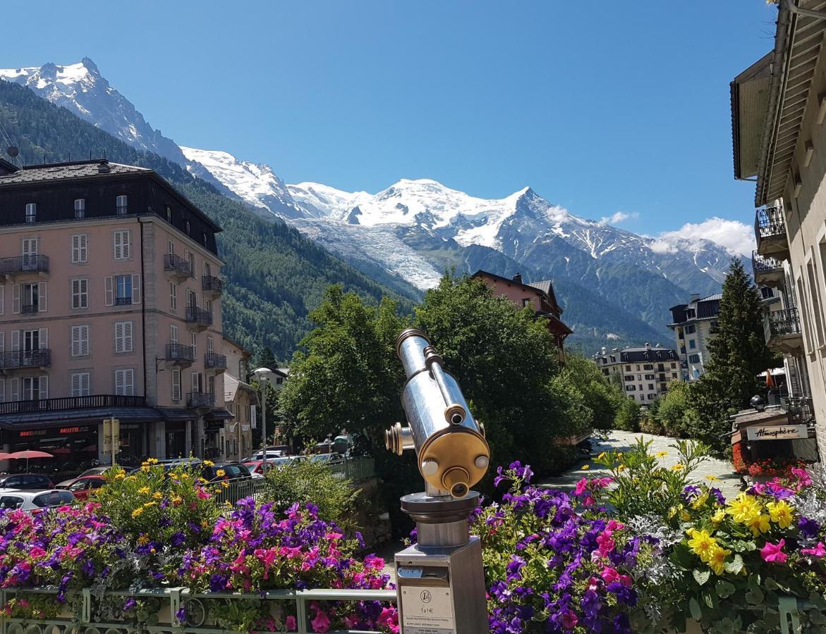 Vue Montblanc Magique En Centre-Ville Avec Parking Chamonix Exterior foto